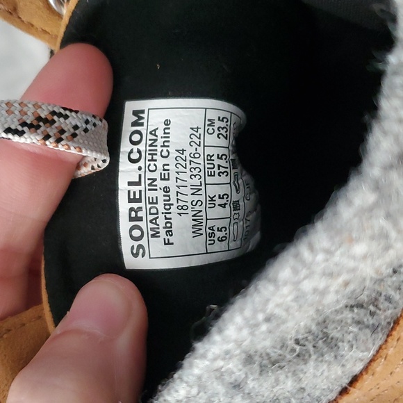 Sorel Joan of arc lexie wedge boots tan and grey 6.5 - Picture 5 of 6